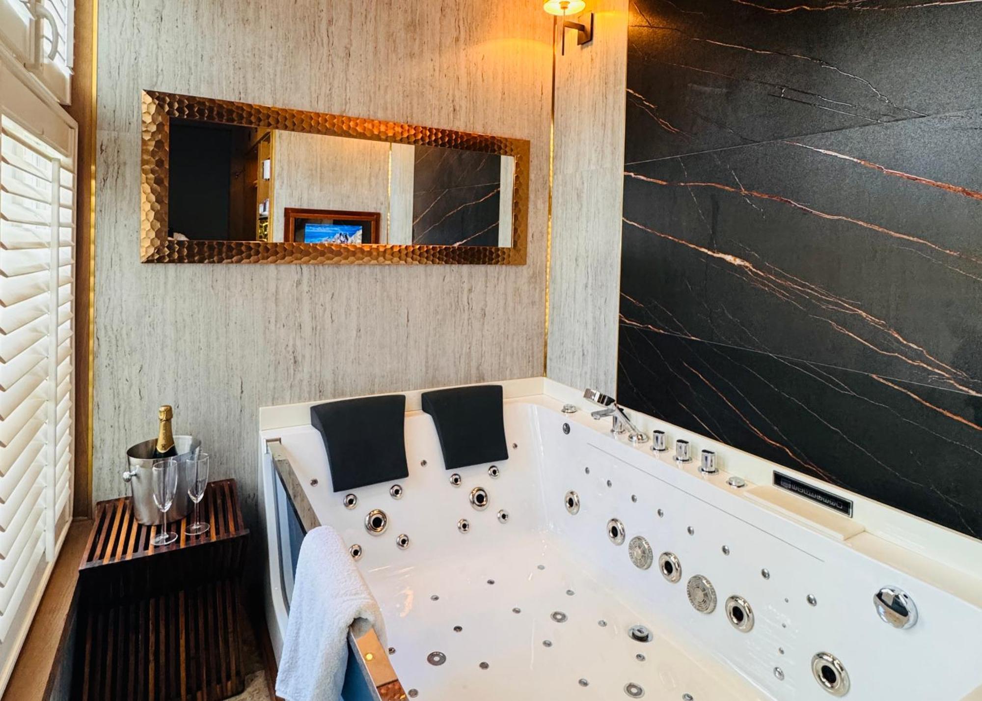 Mala Anglia Deluxe Rooms & Spa Sopot Esterno foto